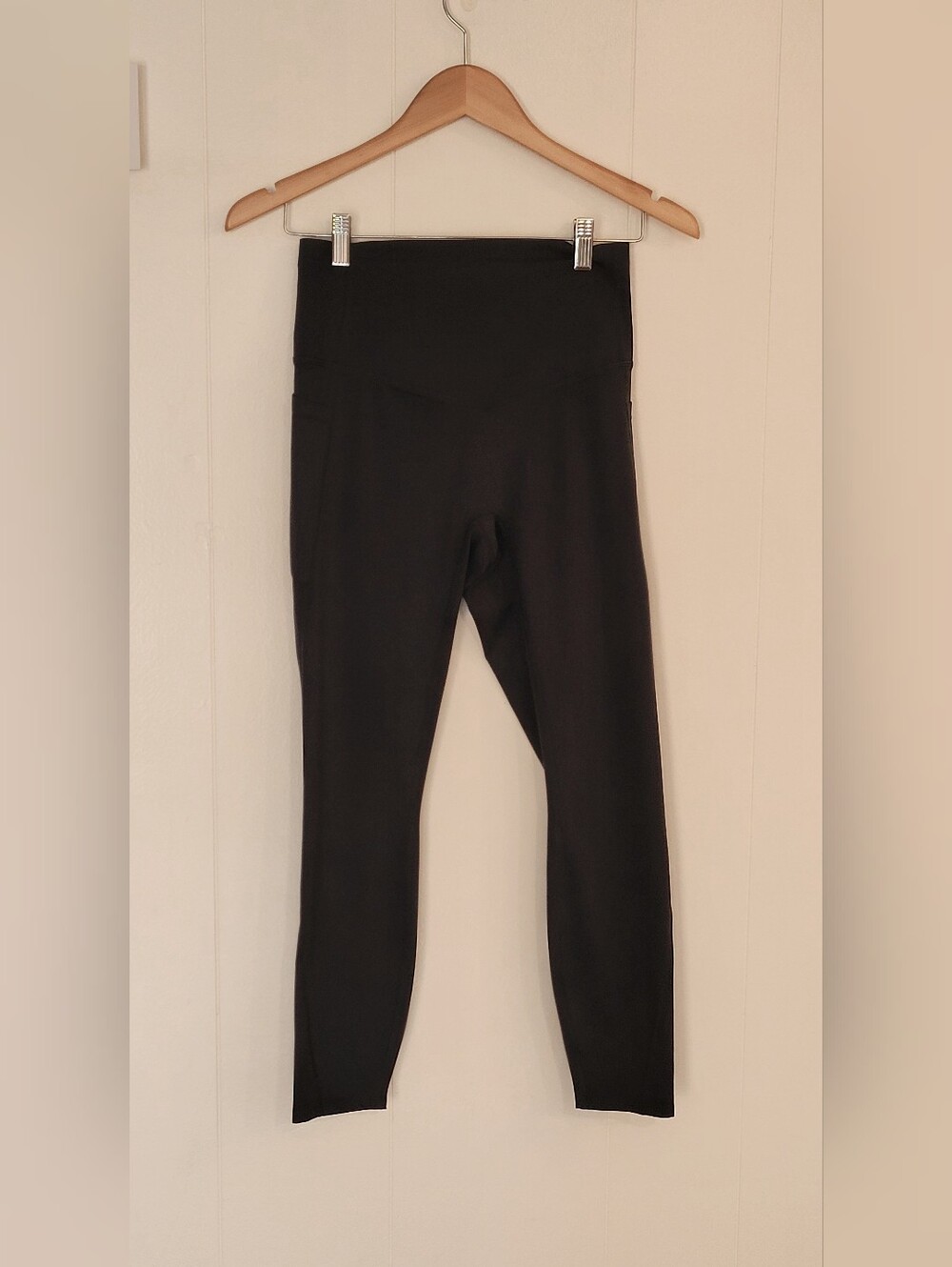 HALARA Black High-Waist Leggings